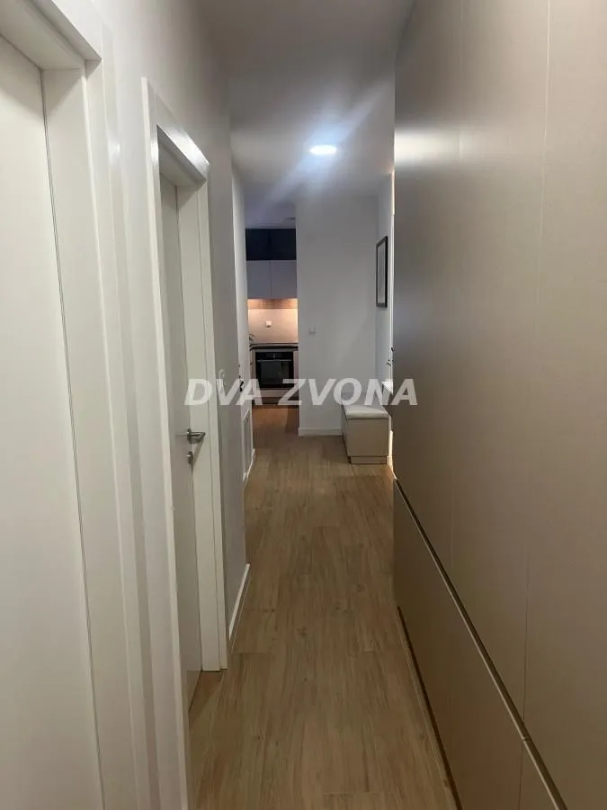 Prodaja, trosoban stan, 59m², Alibegovac, Petrovaradin