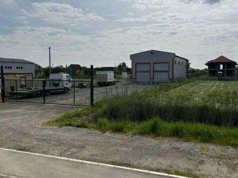 Izdavanje, poslovni prostor, 1400m², Čukarica, Beograd - image 2