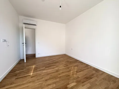 Prodaja, dvosoban stan, 61m², Sutomore, Bar - image 10