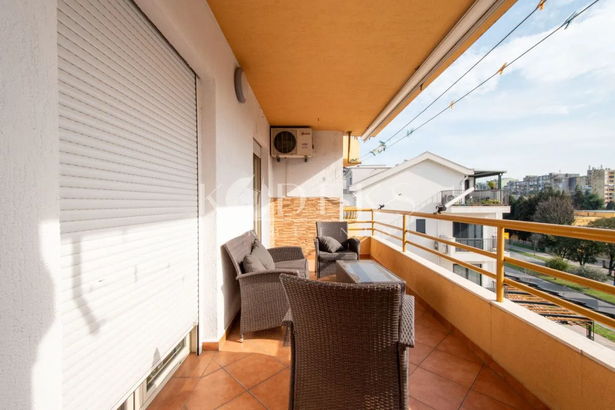 Rent, two bedroom apartment, 74m², Stara Varoš, Podgorica