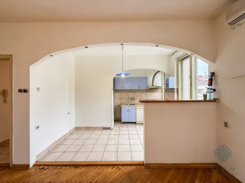 Prodaja, dvosoban stan, 90m², Centar, Podgorica - image 3