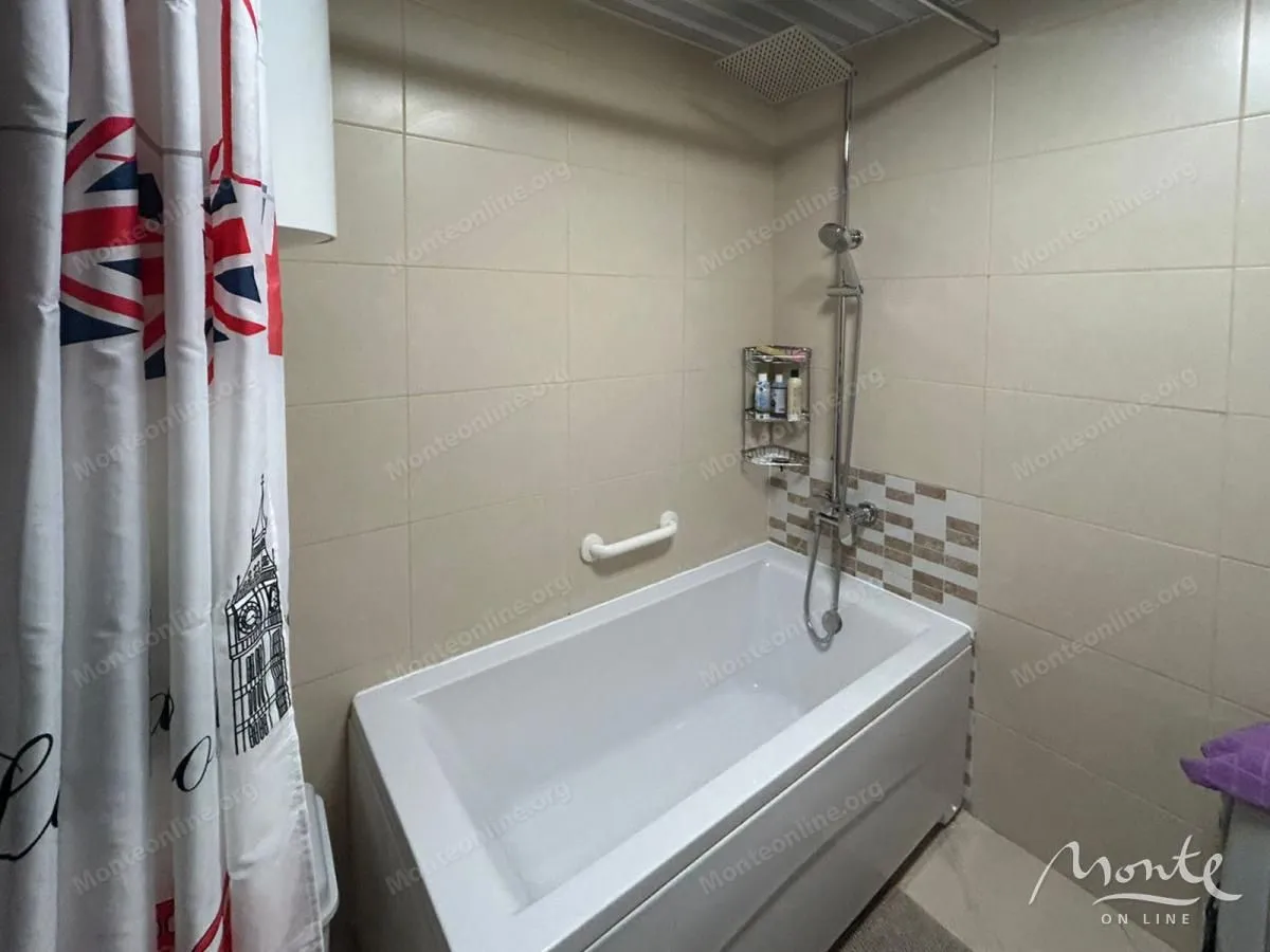 Prodaja, dvosoban stan, 84m², Bečići, Budva