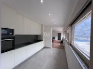 Rent, four bedroom apartment, 260m², Škaljari, Kotor - image 7