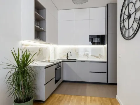 Sale, one bedroom apartment, 49m², Bečići, Budva - image 1