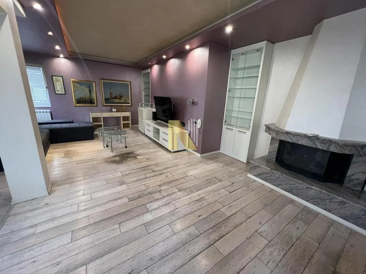 Prodaja, stan, 174m², Bulevar Oslobodjenja, Novi Sad Sve Podlokacije