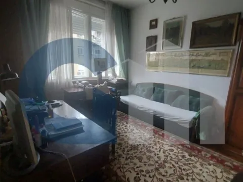 Prodaja, četvorosoban stan, 130m², Zemun Kej, Zemun Sve Podlokacije - image 7