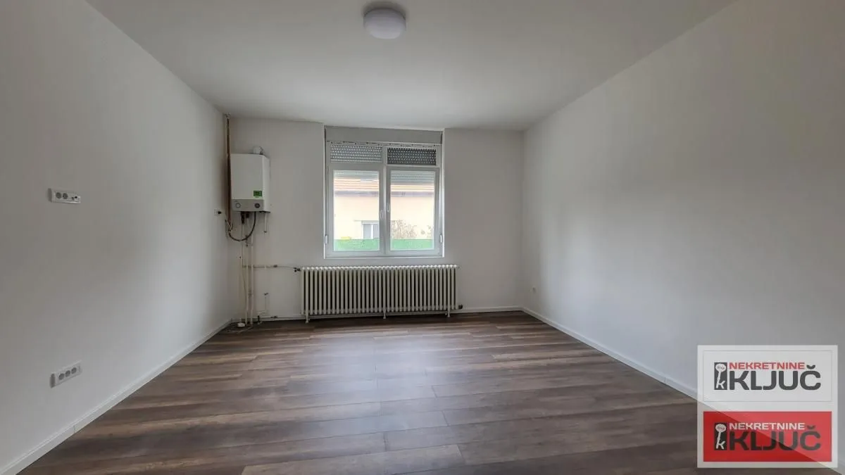 Prodaja, trosoban stan, 79m², Petrovaradin, Novi Sad
