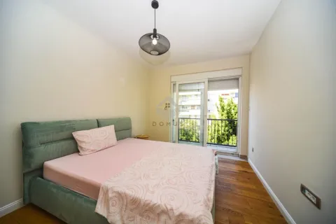 Izdavanje, dvosoban stan, 70m², Preko Morače, Podgorica - image 4