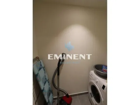 Izdavanje, dvosoban stan, 55m², Savski Venac, Beograd - image 15