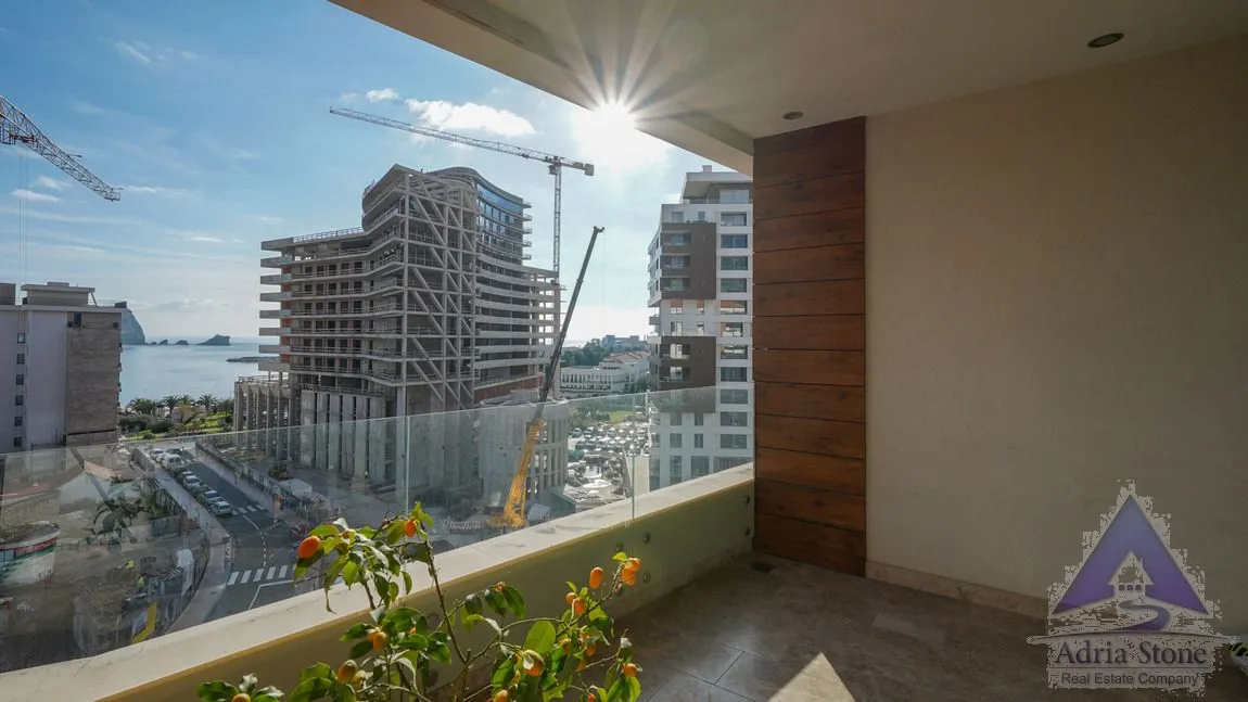 Prodaja, dvosoban stan, 121m², Centar, Budva