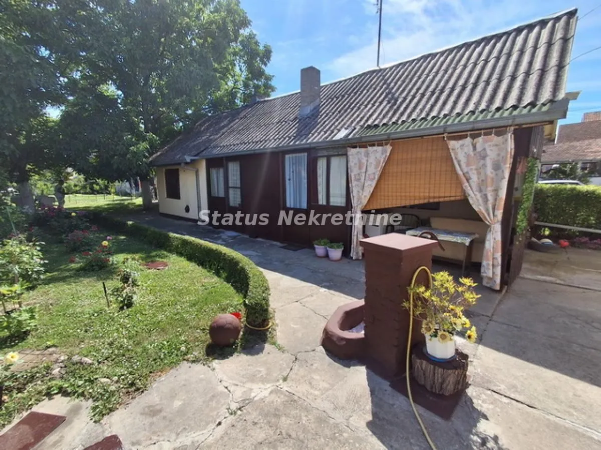 Prodaja, kuća, 93m², Futog, Novi Sad Sve Podlokacije