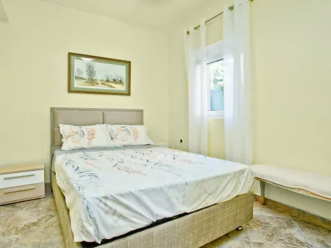 Sale, house, 200m², Muo, Kotor - image 12
