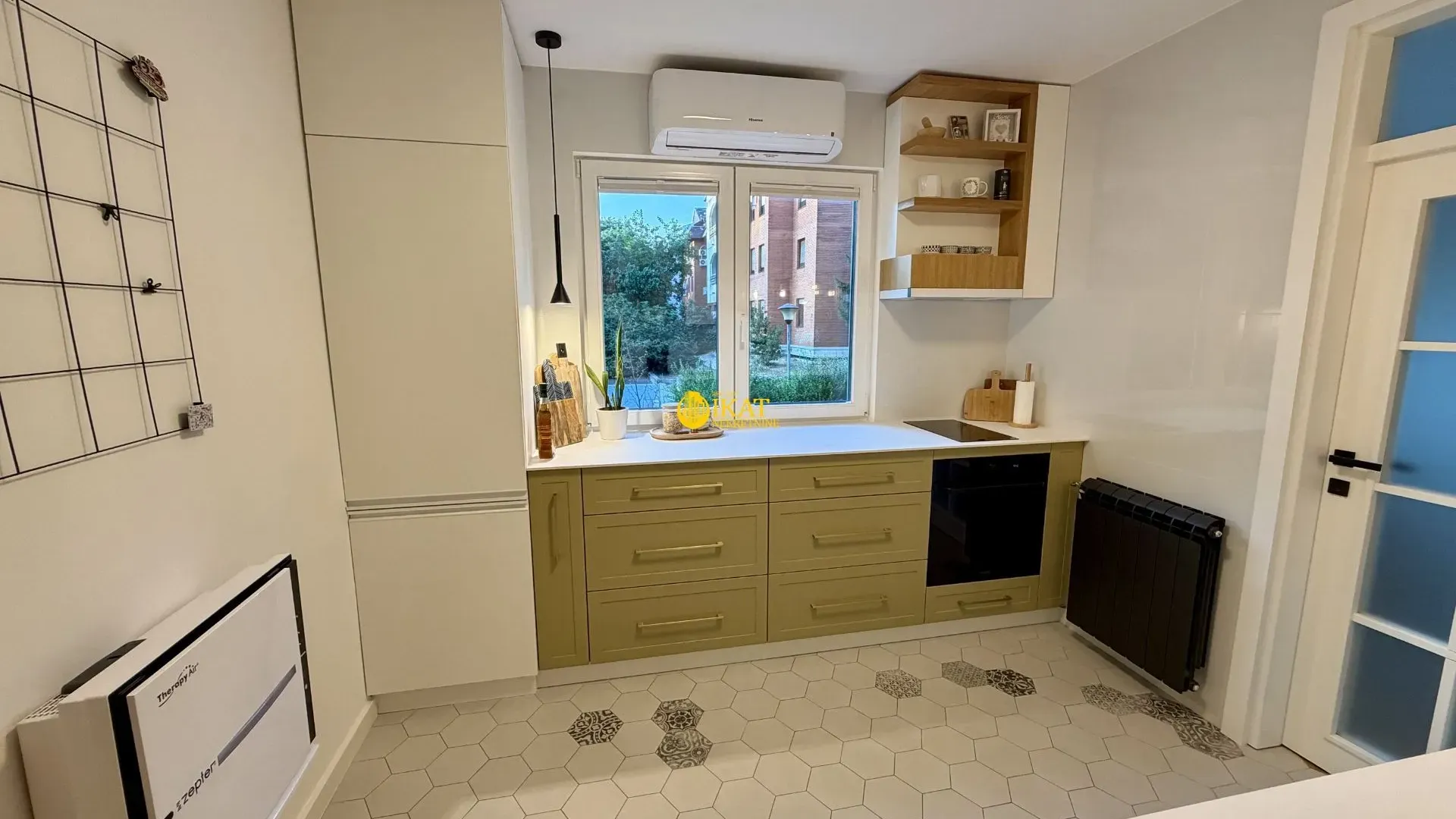 Prodaja, trosoban stan, 85m², Višnjička Banja, Palilula Sve Podlokacije