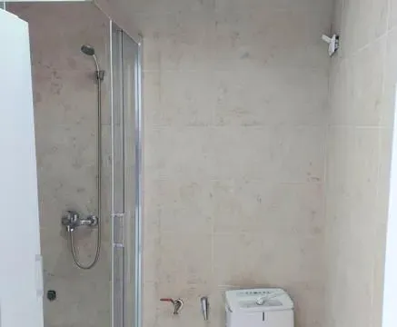 Izdavanje, poslovni prostor, 46m², Južni Bulevar, Vračar Sve Podlokacije - image 11