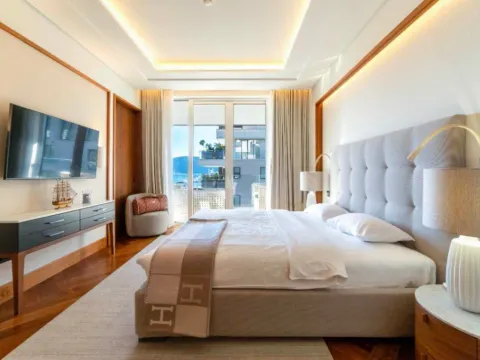 Prodaja, jednosoban stan, 81m², Porto Montenegro, Tivat - image 4