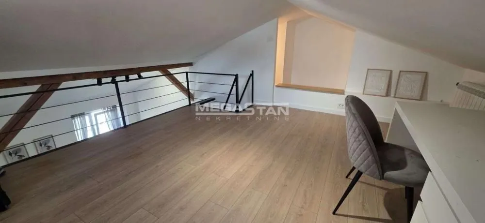 Prodaja, dvosoban stan, 72m², Stari Grad, Beograd