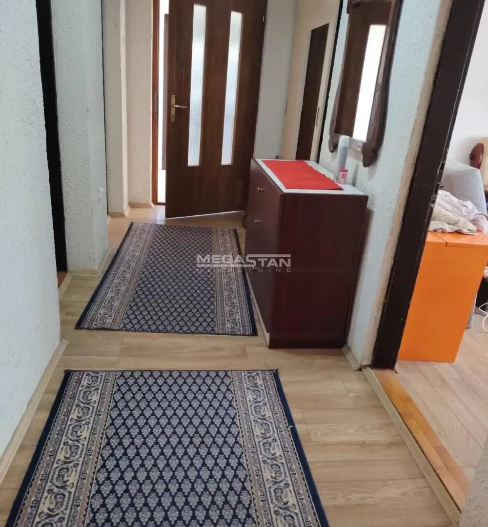 Sale, house, 111m², Granice, Mladenovac