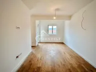 Izdavanje, trosoban stan, 86m², Zagorič, Podgorica - image 10