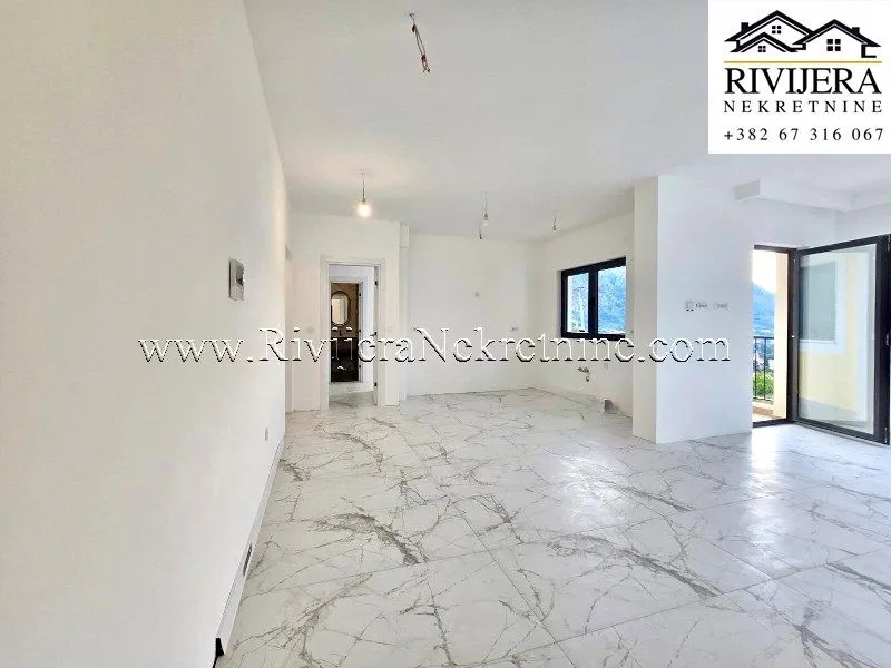Prodaja, trosoban stan, 97m², Škaljari, Kotor