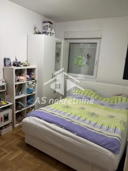 Izdavanje, stan, 42m², Novi Beograd Blok 72, Novi Beograd Sve Podlokacije