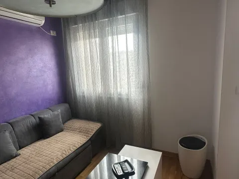 Rent, one bedroom apartment, 45m², City Kvart, Podgorica - image 5