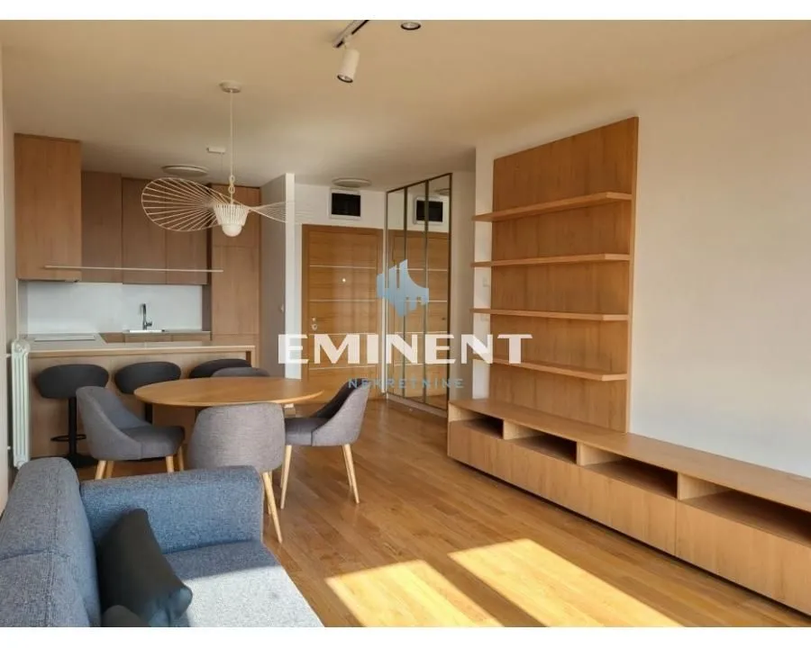 Rent, four bedroom apartment, 100m², Novi Beograd Blok 65, Novi Beograd Sve Podlokacije