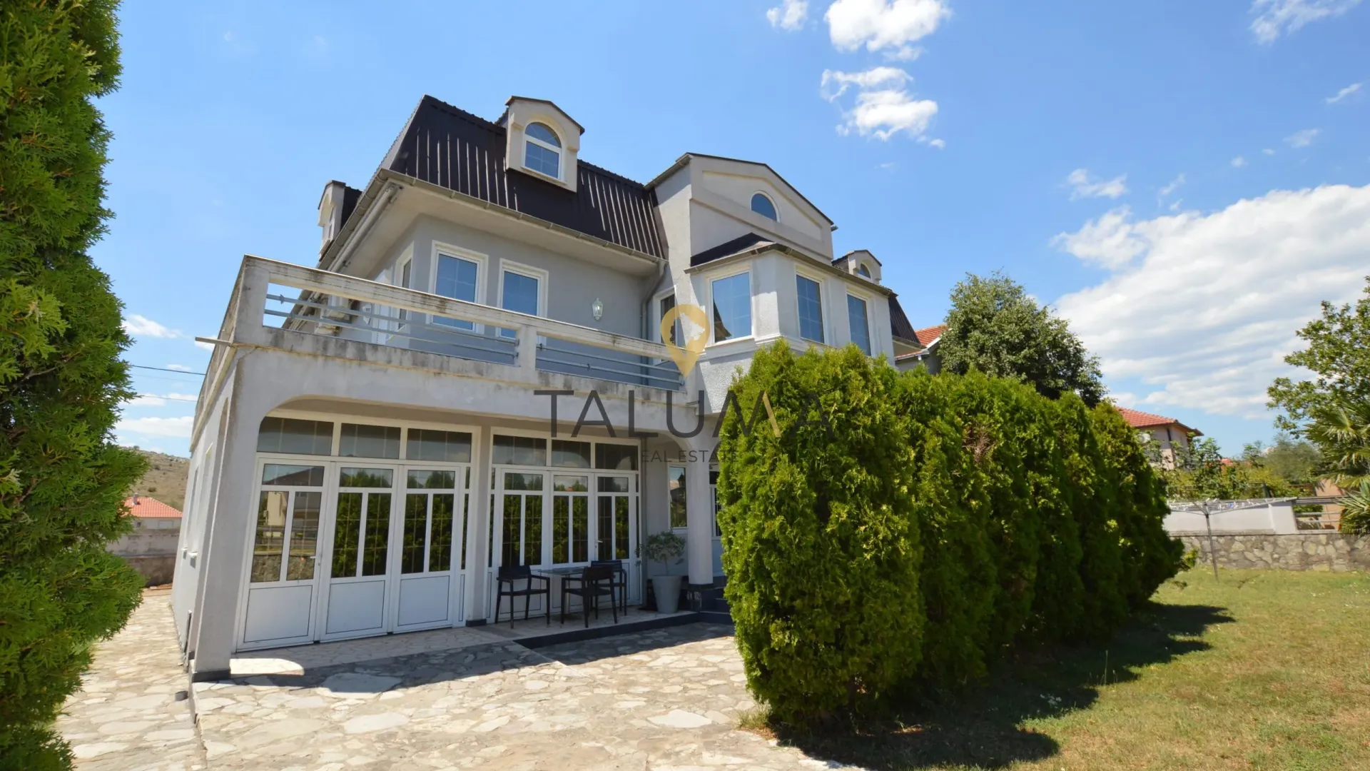Sale, house, 350m², Dahna, Podgorica