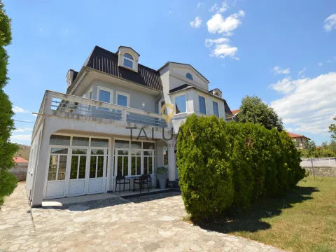 Prodaja, kuća, 350m², Dahna, Podgorica - image 3