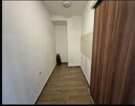 Rent, office space, 45m², City Kvart, Podgorica - image 6
