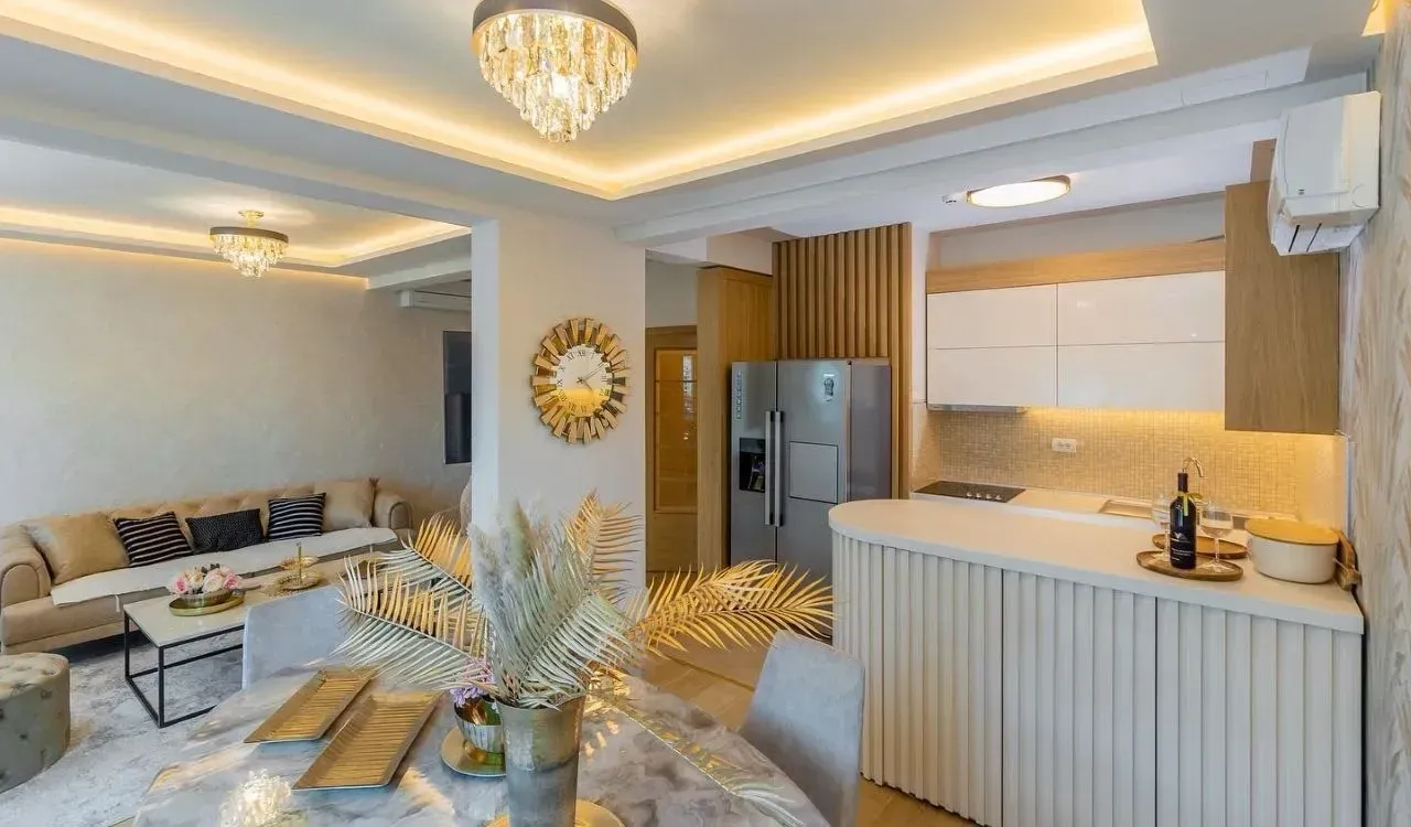 Prodaja, dvosoban stan, 96m², Pržno, Budva