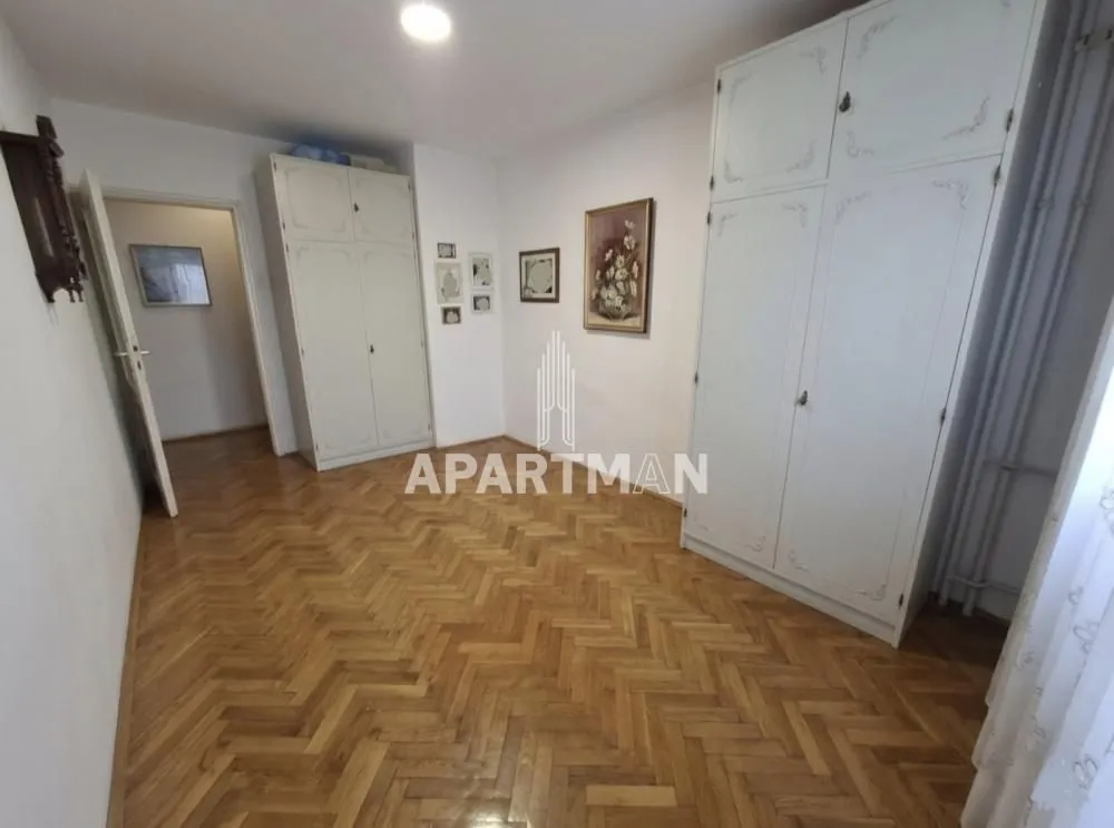 Prodaja, trosoban stan, 69m², Stari Merkator, Novi Beograd Sve Podlokacije