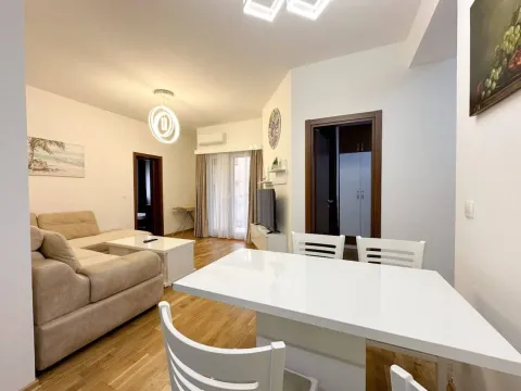 Izdavanje, dvosoban stan, 68m², Velji Vinogradi, Budva - image 8