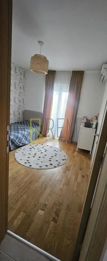 Prodaja, dvosoban stan, 70m², Stari Aerodrom, Podgorica