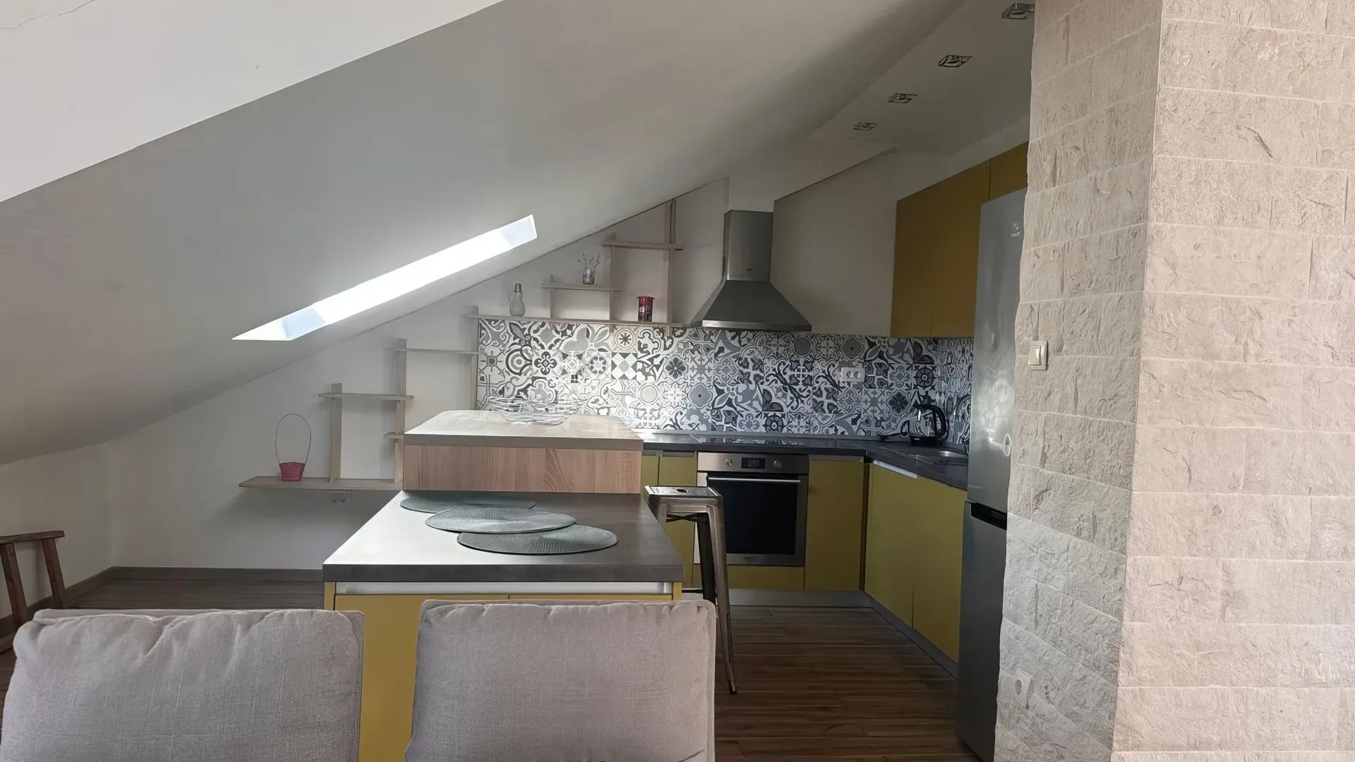Rent, two bedroom apartment, 85m², Seljanovo, Tivat