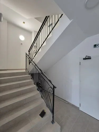 Sale, office space, 2318m², Zemun Sve Podlokacije, Beograd