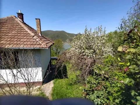 Sale, house, 85m², Donji Milanovac, Majdanpek - image 1