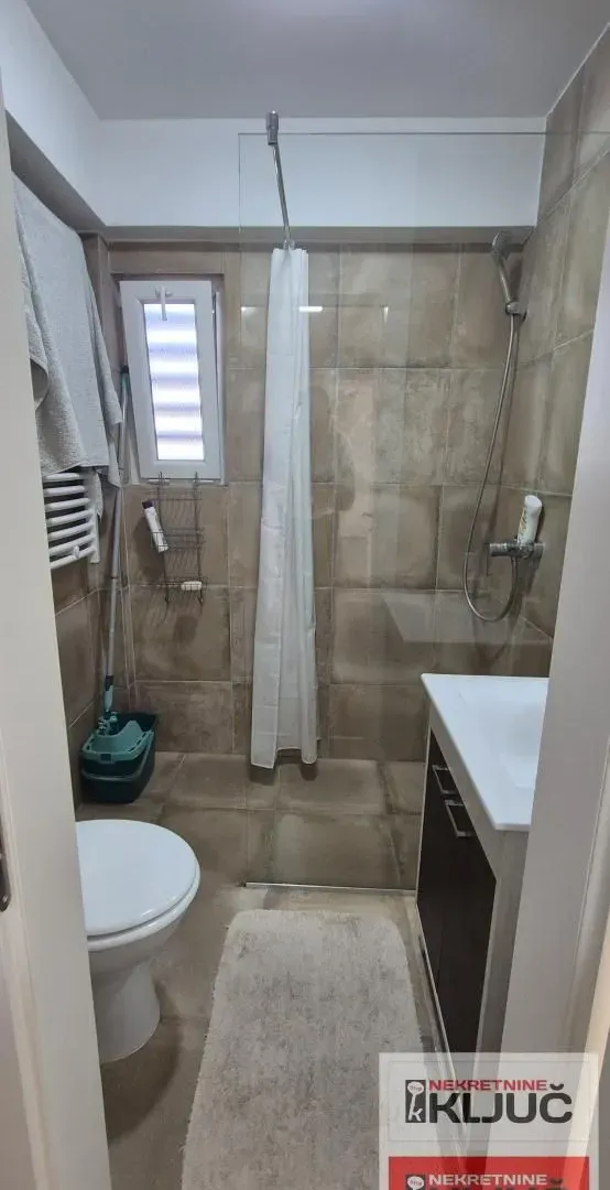 Prodaja, dvosoban stan, 57m², Sajmište, Novi Sad