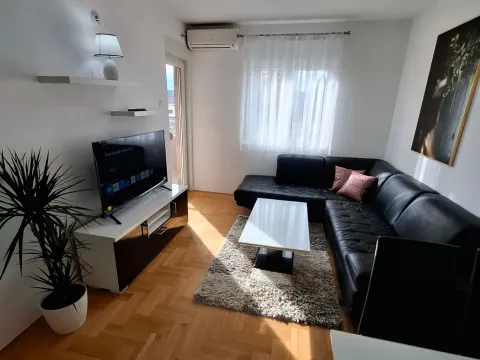 Izdavanje, stan, 42m², Tuški Put, Podgorica - image 2