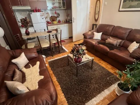 Prodaja, stan, 44m², Centar, Bar - image 2