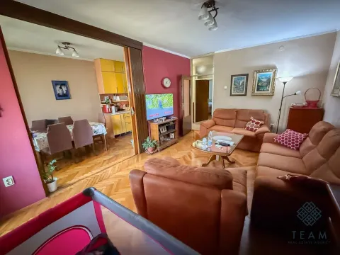 Prodaja, dvosoban stan, 72m², Stari Aerodrom, Podgorica - image 3