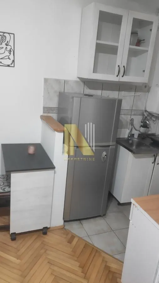 Izdavanje, garsonjera, 20m², Sajmište, Novi Sad