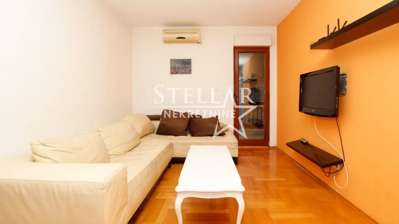 Izdavanje, stan, 45m², Stari Aerodrom, Podgorica