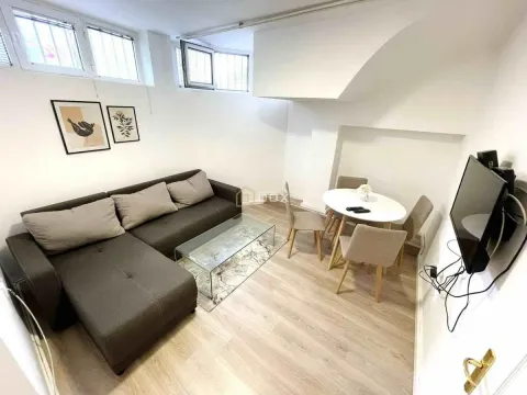 Prodaja, trosoban stan, 50m², Medijana, Niš - image 2