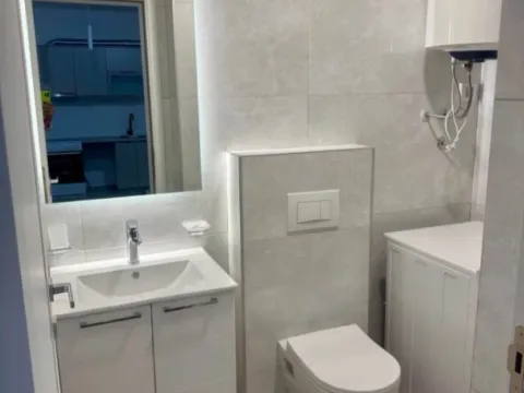 Izdavanje, jednosoban stan, 46m², Stari Aerodrom, Podgorica - image 8