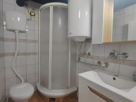 Izdavanje, dvosoban stan, 54m², Medijana, Niš - image 7