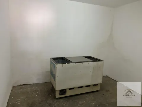 Izdavanje, poslovni prostor, 60m², Ruma, Srbija - image 4