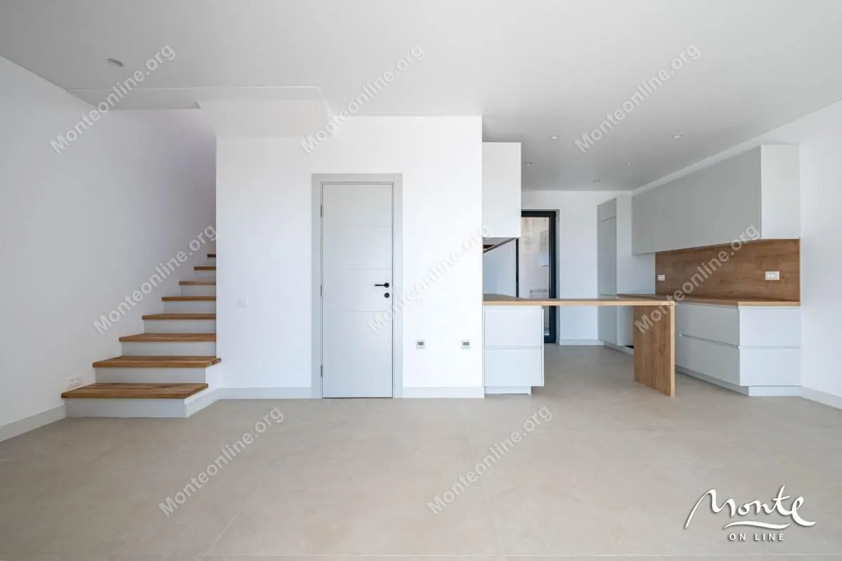 Prodaja, kuća, 130m², Kavač, Kotor