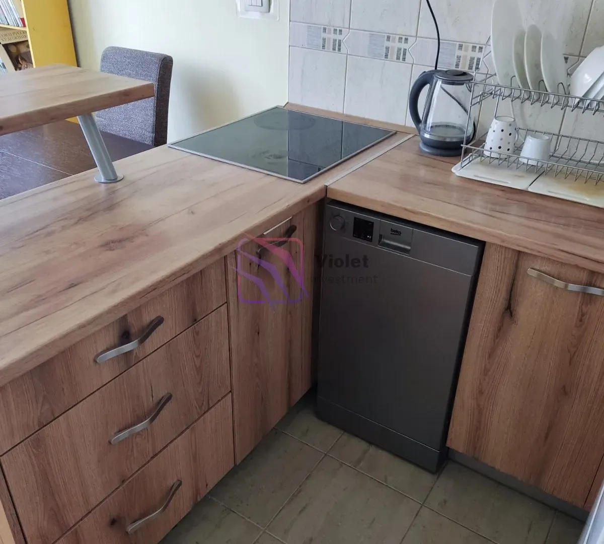 Prodaja, jednosoban stan, 46m², Blok 5, Podgorica