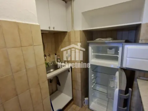Izdavanje, poslovni prostor, 86m², Stari Grad, Beograd - image 10