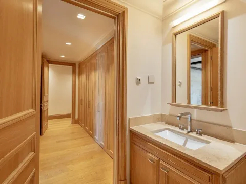 Prodaja, dvosoban stan, 117m², Porto Montenegro, Tivat - image 15